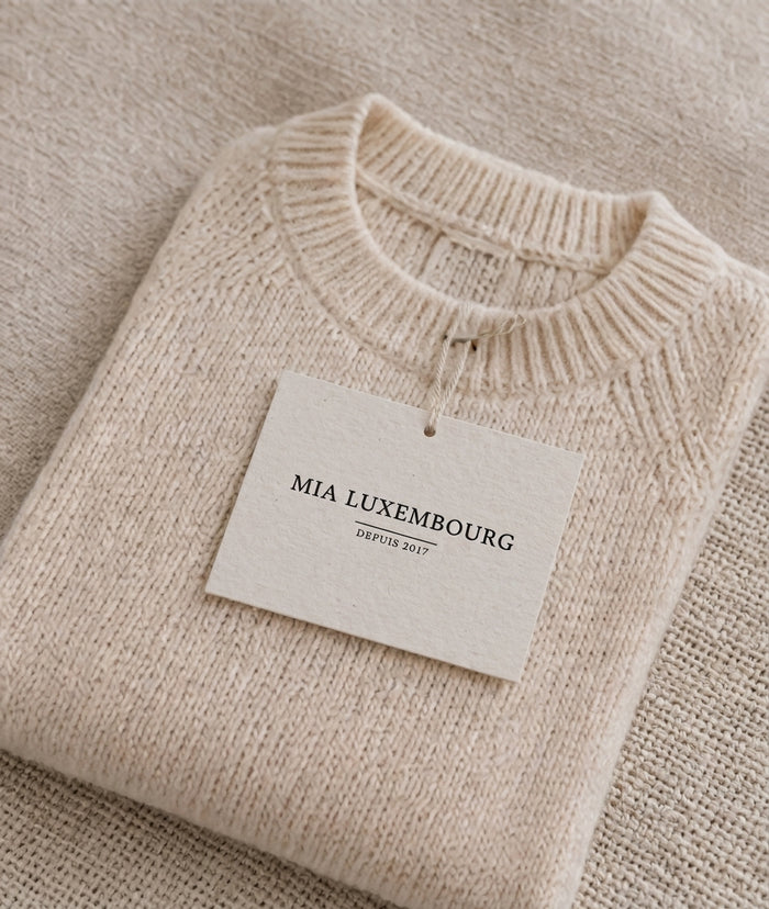 Isabelle M.